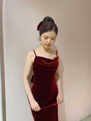 -艾米丽婚纱礼服