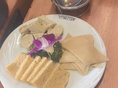 -巴渝瓦肆重庆鲜火锅(宝龙环湖店)