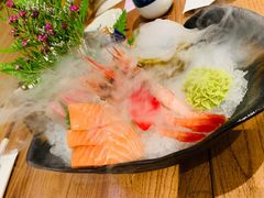厚切三文鱼甜虾刺身拼盘-阿吾罗日本料理(K11艺术中心店)