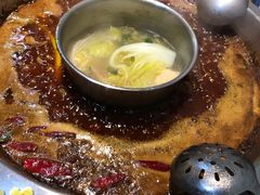 -周幺妹重庆老火锅(银泰城总店)