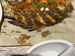 -老街烧烤大排档·地道湖北菜·龙虾馆(汉口火车站店)