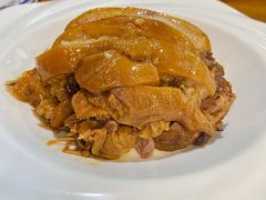 烙饼卷肘子-生活本该如此北京小馆(周庄嘉园店)