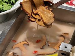 -皇城老妈·大连海鲜火锅(港湾店)