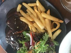 -12 Rocks Beach Bar Cafe