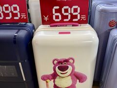 -广州周大福金融中心