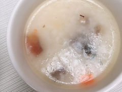 -西安唐隆国际酒店(大雁塔大唐不夜城店)