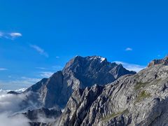 -玉龙雪山游客服务中心