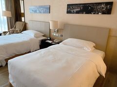 -广州花都皇冠假日酒店