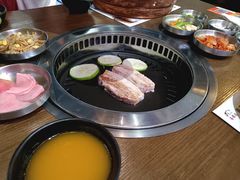 -香猪坊韩国烤肉专属门店(魏公村店)