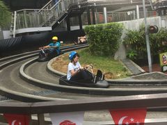 -圣淘沙天际线斜坡滑车
