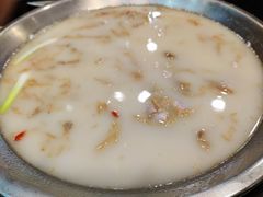 -老来福·非遗酸汤兔(凯旋路店)