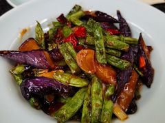 茄子焖带豆-小城故事·地道宁波味(月湖盛园店)