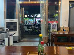 -裕新楼粉面馆·石磨手工粉(四方坪店)