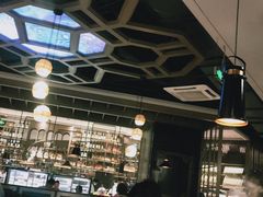 大堂-钱小奴海鲜自助黑金店(杭州滨江龙湖店)
