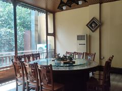 -汤锅大王(新平曹苏黄牛汤锅有限公司)