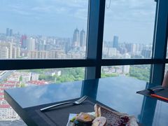 -上海龙之梦万丽酒店