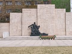 -上海市龙华烈士陵园