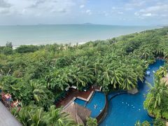 -三亚湾海居铂尔曼度假酒店