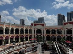 -佛罗伦萨小镇广佛名品奥特莱斯(疏港路店)