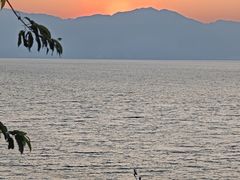 -湖景渔湾