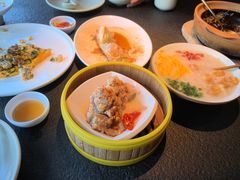 -蝴蝶里·粤菜·点心(滨江龙湖店)