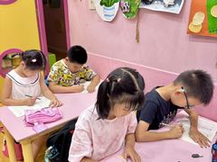 -想象乐创意早教托育中心(殷高西路店)