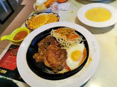 -豪客来牛排(中央花苑店)