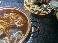 -一善菌·云南菌汤·云南菜(银泰城店)