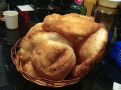 -粘豆包铁锅炖二部(温泉街店)