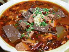 重庆毛血旺-劲莲舟山海鲜(东书房路店)