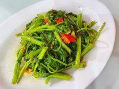 -明记烧鱼美味店
