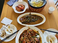 -品鲜村农家菜·阳澄湖大闸蟹(总店)