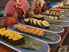-广州万富希尔顿酒店·感趣自助餐厅·金秋蟹宴生蚝海鲜刺身