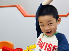 -斯坦星球AI编程·机器人科创·科学实验·信奥·思维·STEM·积木拼搭·竞赛考级(浦东联洋广场大拇指龙阳御桥中心)