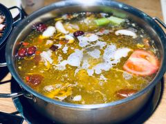 酸萝卜鸭架汤-守柴炉烤鸭(成都大邑店)