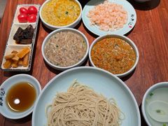 蟹天蟹地-裕兴记•蟹黄面馆(人民广场店)