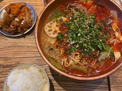 -成都你六姐·牛肉冒菜(上海环宇荟店)