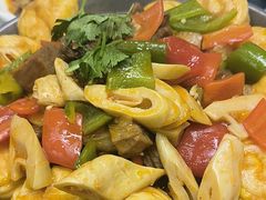 -三江源美食城