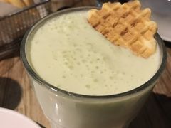 牛油果奶昔-新城概念餐厅