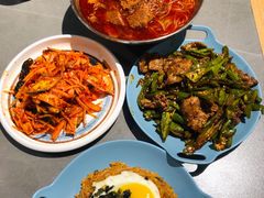 干辣椒炒牛肉-金龙烧烤·牛肉面(西塔店)
