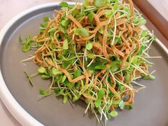 香椿苗拌豆腐丝-喜鼎海胆水饺(平安金融中心店)