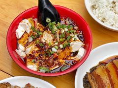 -十一街苍蝇馆子转经消江湖菜(九眼桥十一街店)