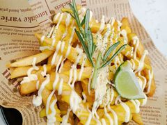 帕马臣芝士薯条-西语·炭烧牛排(卓越中寰店)