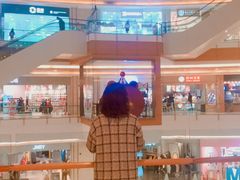 -冰纷万象滑冰场(二七万象城店)