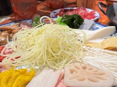 -周小明火锅(黑金冠社区店)