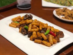 -郑庄脂渣海鲜楼(九水路店)