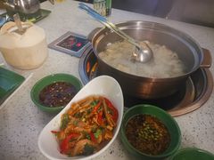 -润园四季椰子鸡火锅(海上世界店)