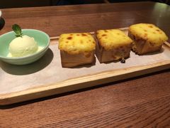 面包一直诱惑-弄堂里·寻味杭州(湖滨银泰in77C区店)