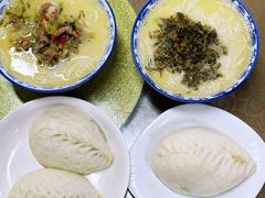 -雪琴面馆富安特色鱼汤面(城中花园店)