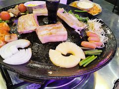 -豚豚家돈돈가韩国锅盖烤肉(新北万达店)